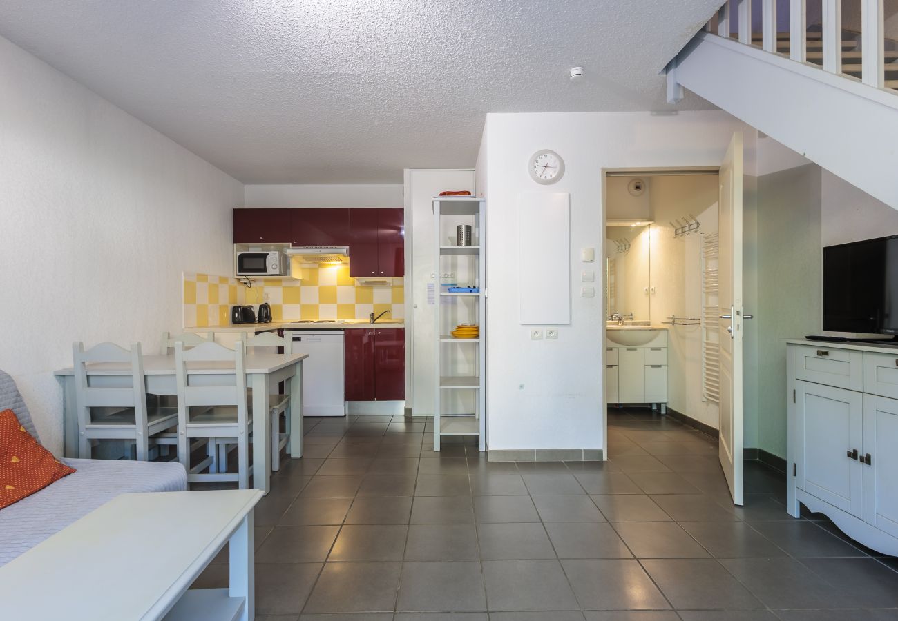 Maison à Aubignan - Maisonnette 4 pers dans résidence avec piscine