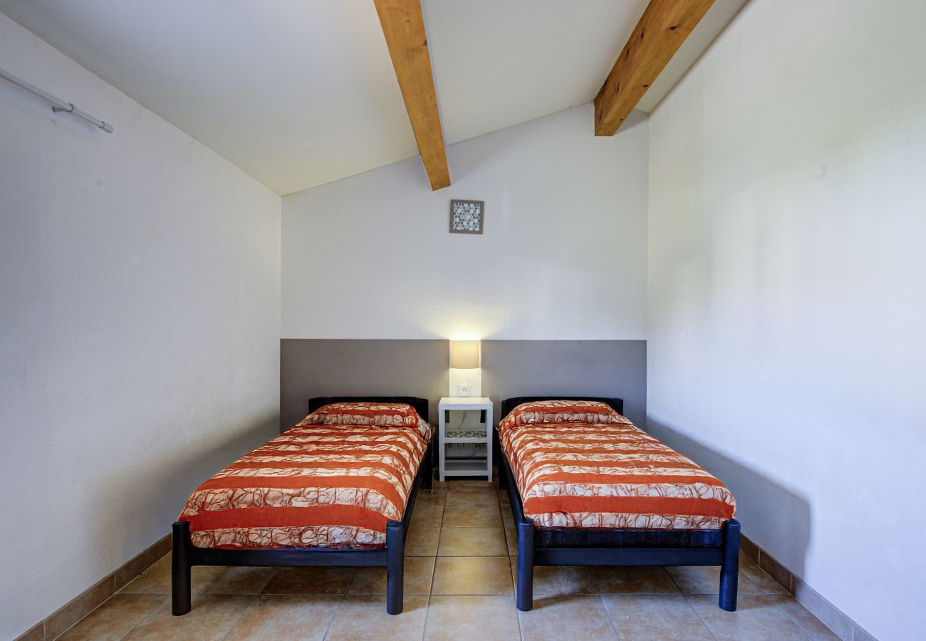 Villa à Homps - Villa duplex plein Sud, 6 pers, jardin et piscine