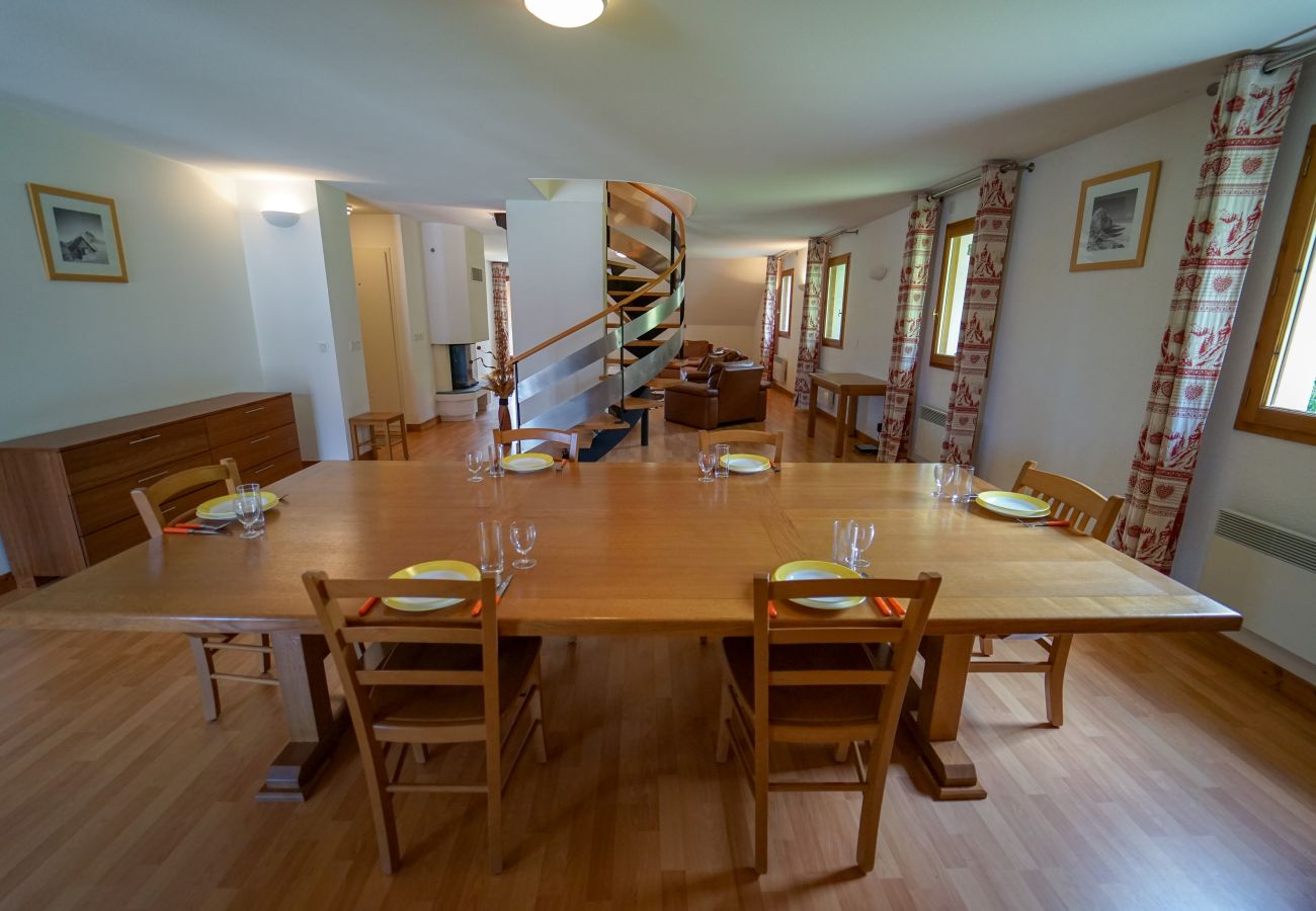 Appartement à Giez - Appartement duplex, 10 pers, vue nature
