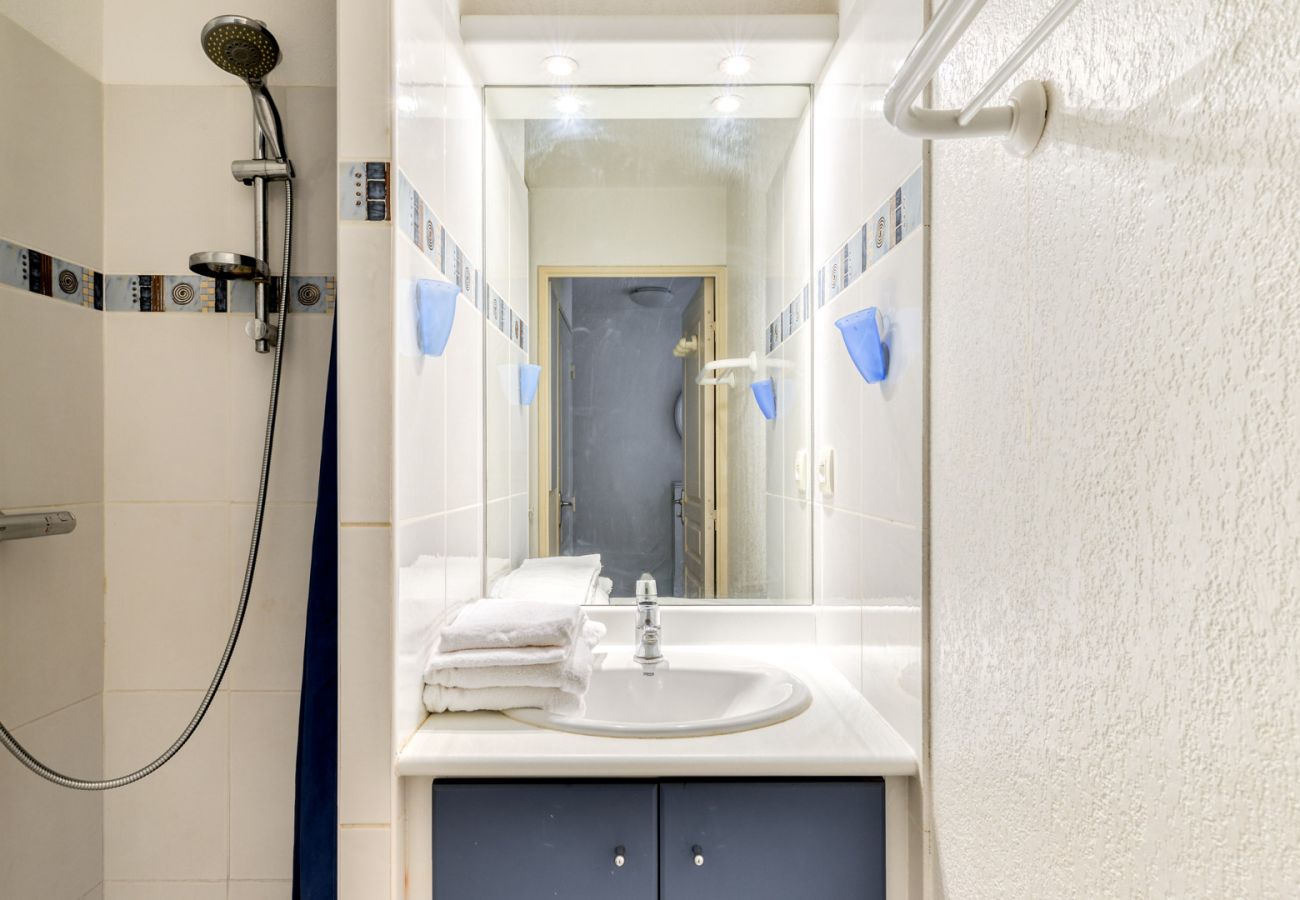 Appartement à Sérignan - Charmant appart 6 pers proche de la mer 