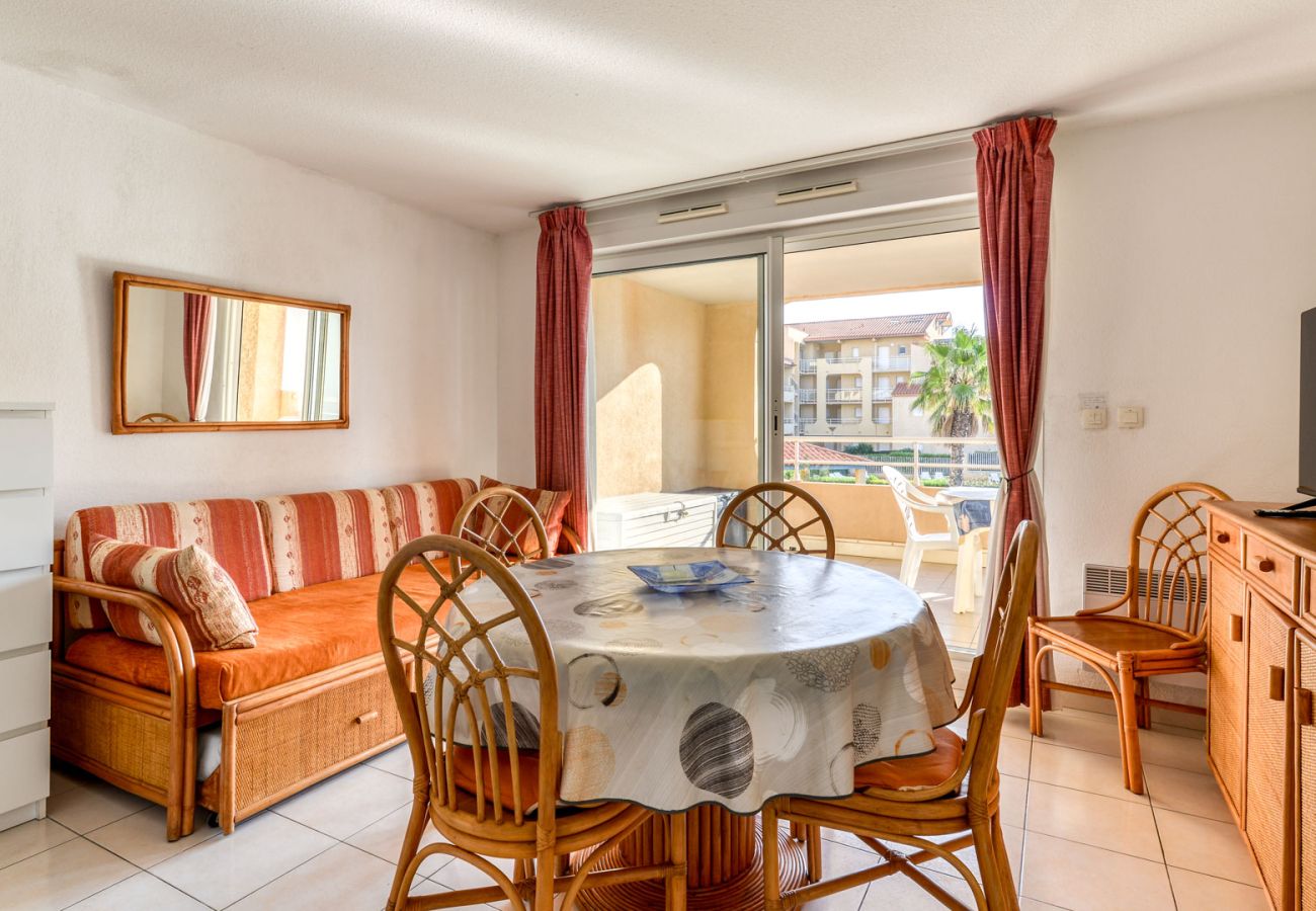 Appartement à Sérignan - Charmant appart 6 pers proche de la mer 
