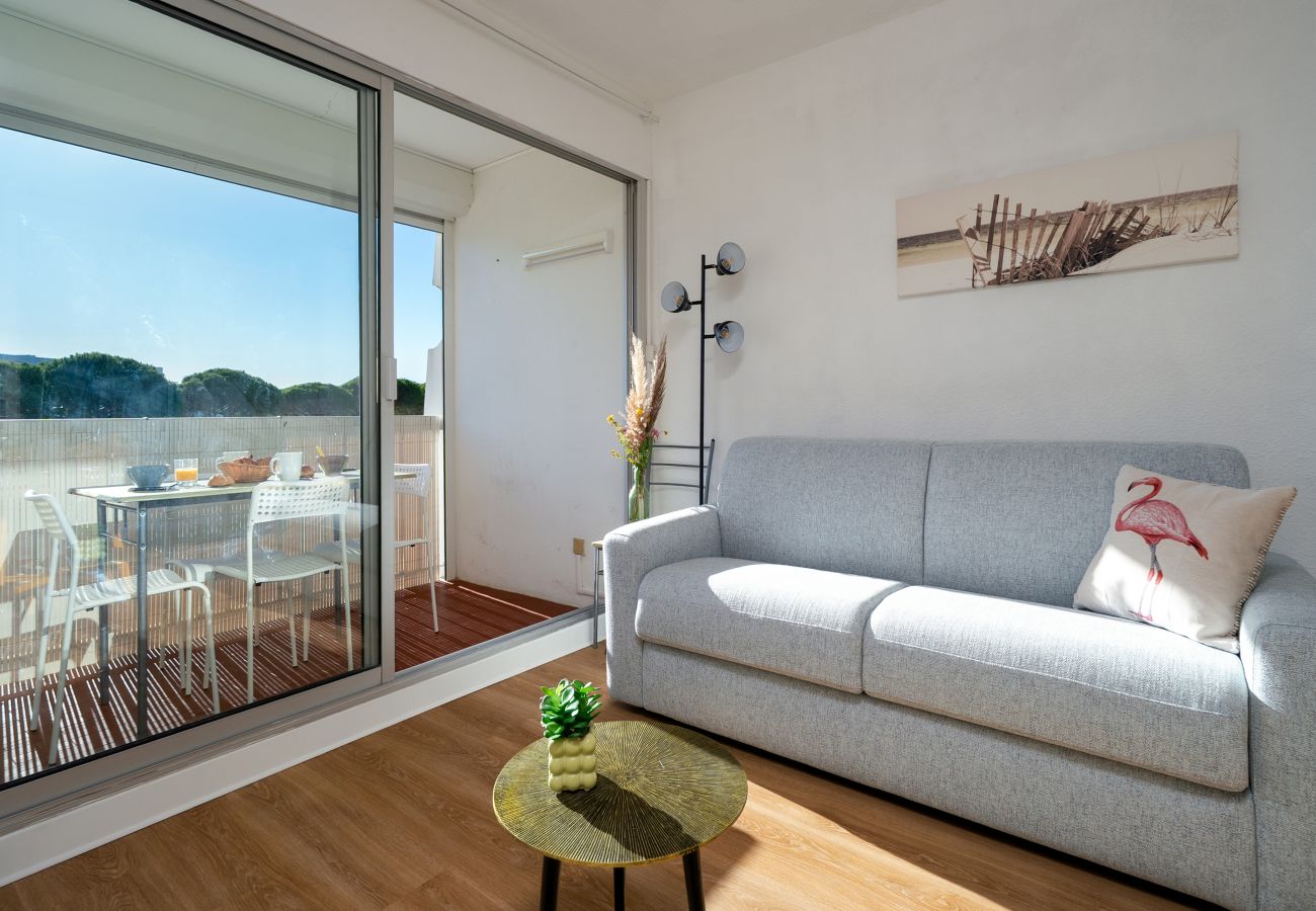 Studio à Le Grau-du-Roi - Studio rénové, 4 pers, balcon