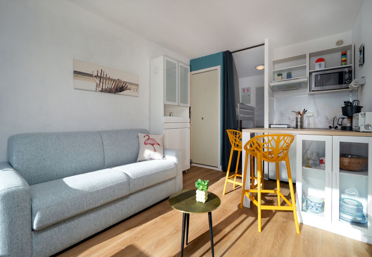 Studio à Le Grau-du-Roi - Studio rénové, 4 pers, balcon