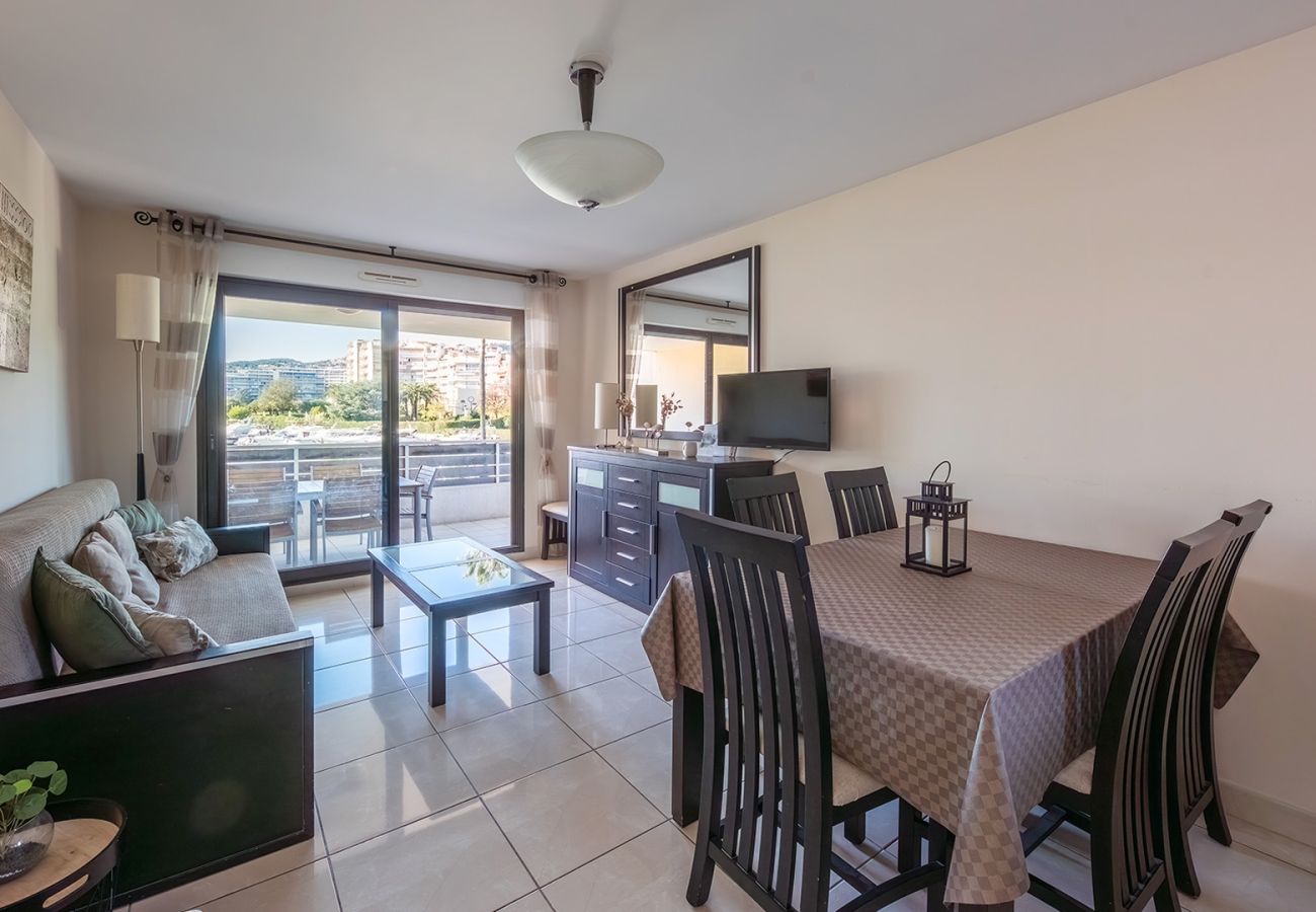 Appartement à Mandelieu-la-Napoule - Bel appt 6 pers proche marina
