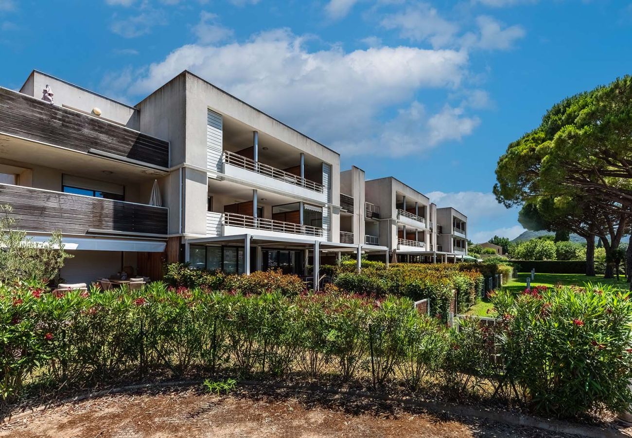 Appartement à Mandelieu-la-Napoule - Bel Appt 4 pers vue Marina