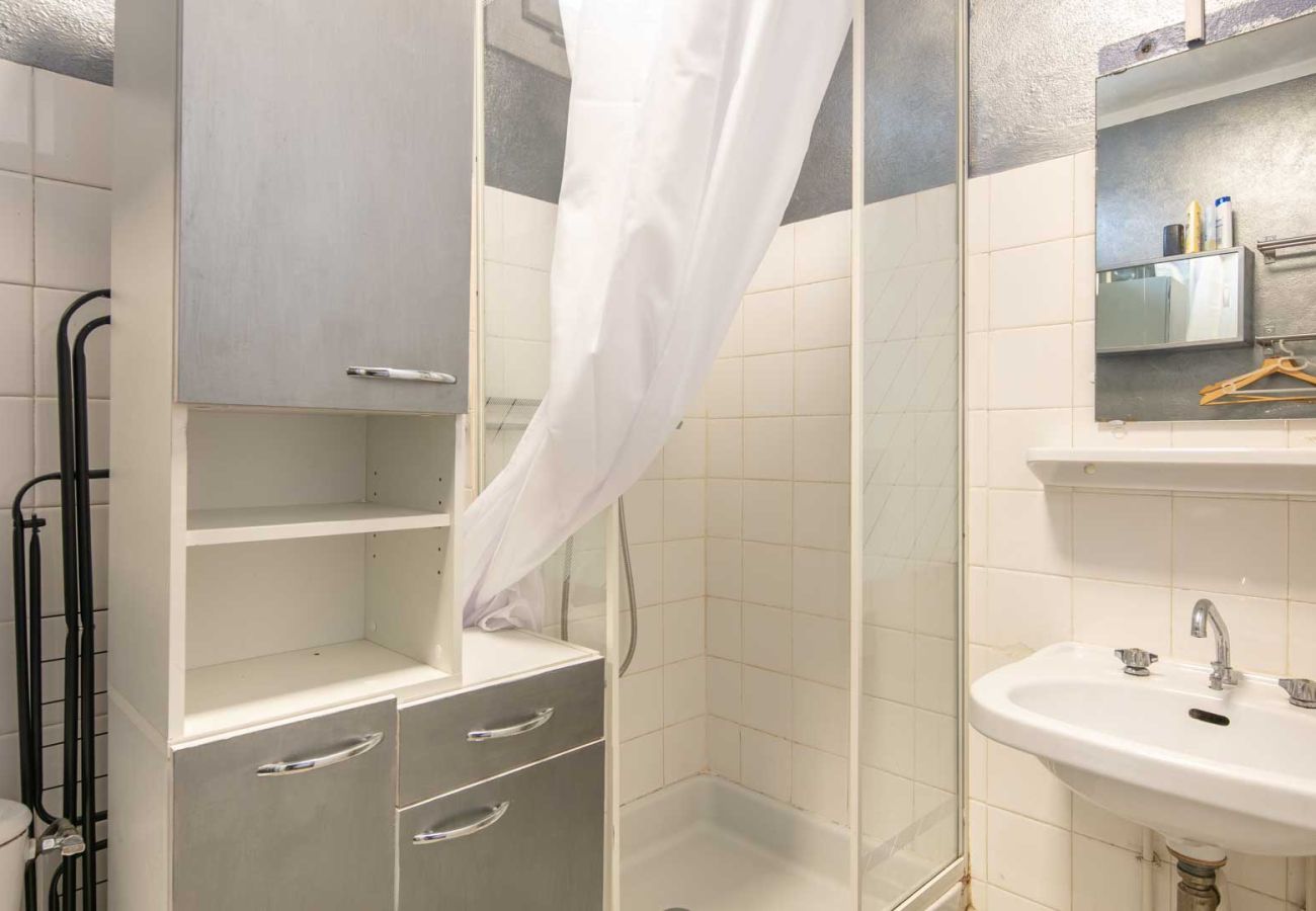 Appartement à Chamrousse - Bel APPT pour 4 pers près des pistes