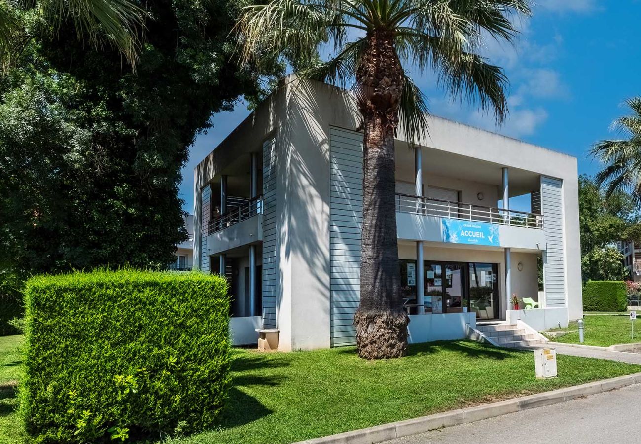 Appartement à Mandelieu-la-Napoule - Bel Appt climatisé pour 4pers 