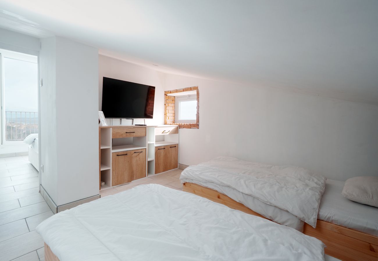 Appartement à Agde - Joli appartement avec terrasse, proche de la mer, 6 pers