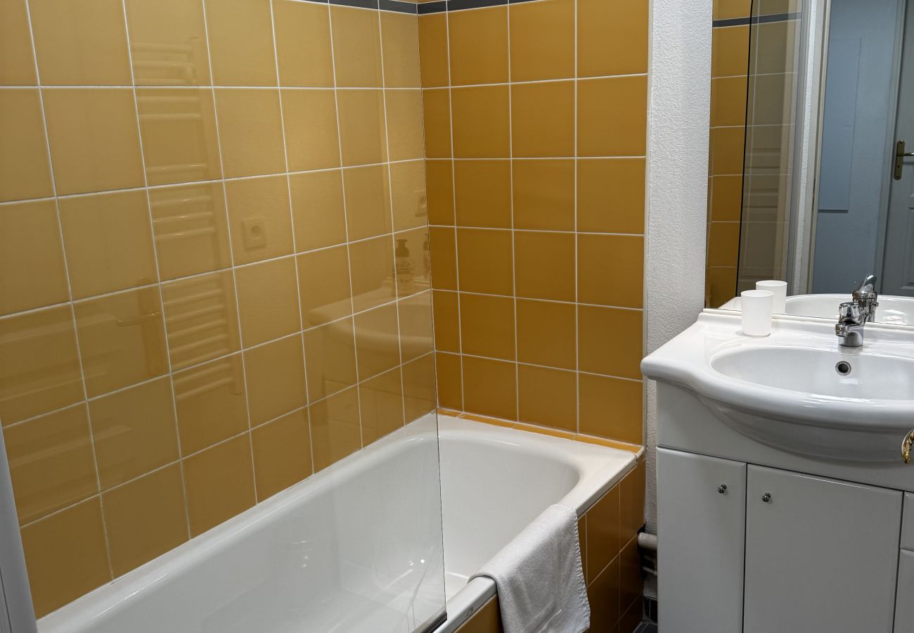 Appartement à Grasse - Appartement lumineux 4 pers, avec balcon