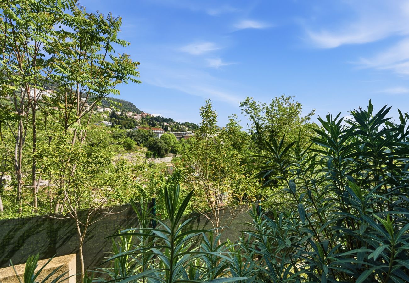 Appartement à Grasse - Appt 4 pers climatisé et rénové avec balcon