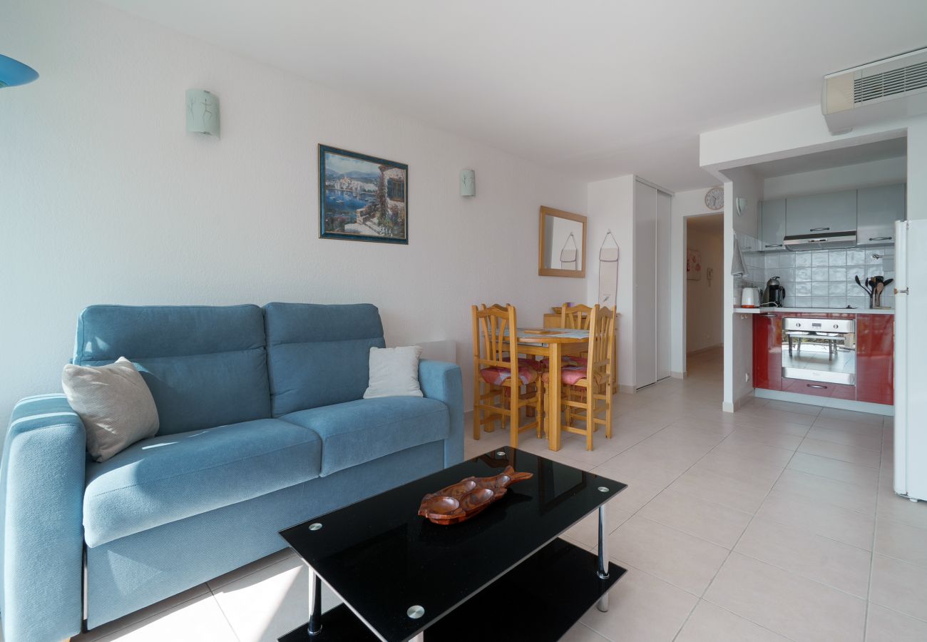 Appartement à Agde - Charmant appartement avec terrasse, 6 pers, vue sur le port
