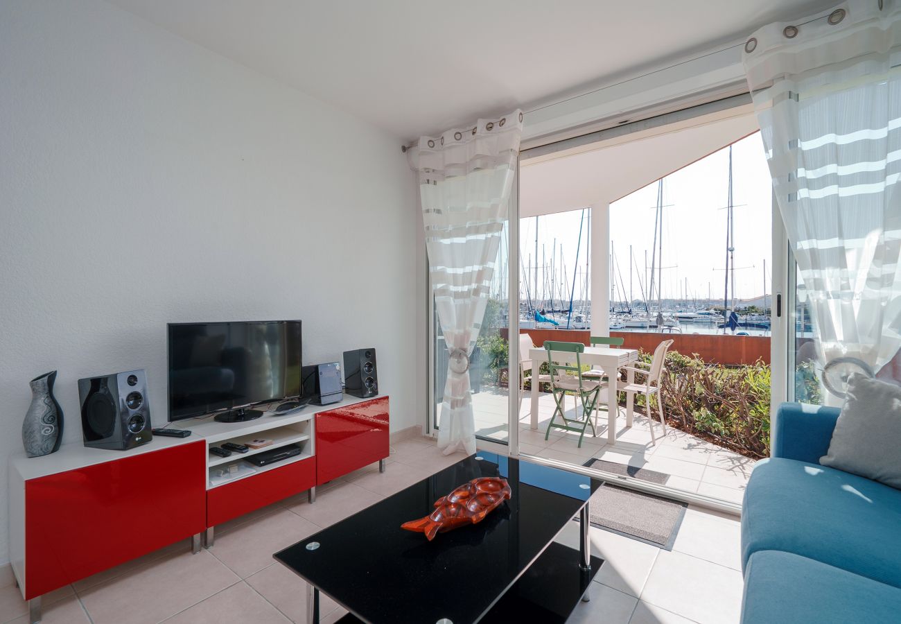 Appartement à Agde - Charmant appartement avec terrasse, 6 pers, vue sur le port
