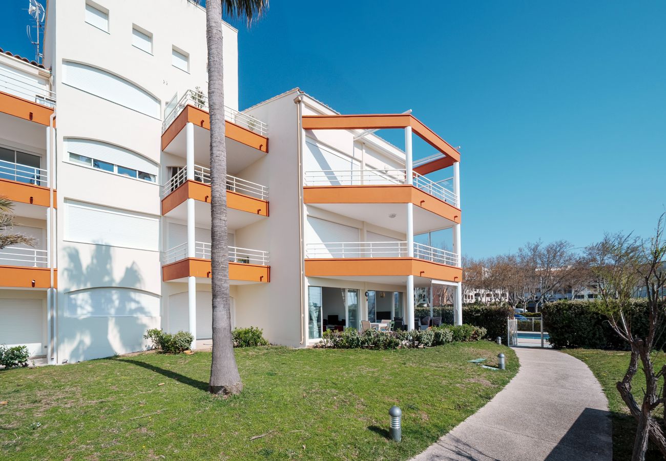 Appartement à Agde - Charmant appartement avec terrasse, 6 pers, vue sur le port