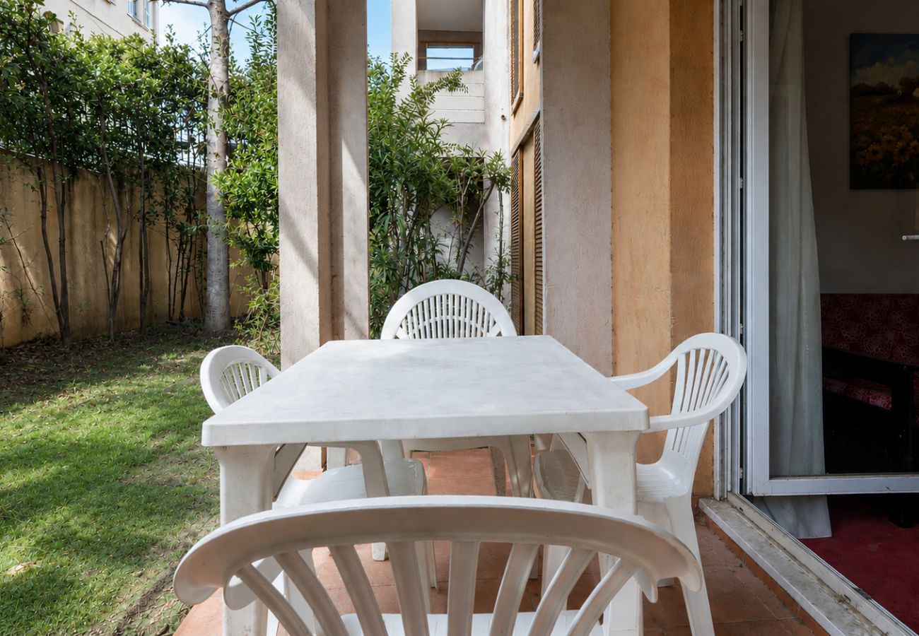 Appartement à Grasse - Joli appartement avec jardin,  4 pers