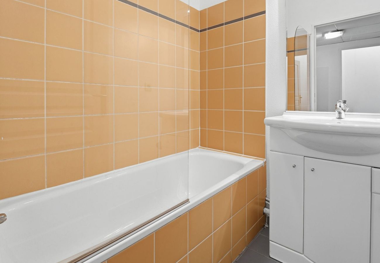 Appartement à Grasse - Joli appartement avec jardin,  4 pers