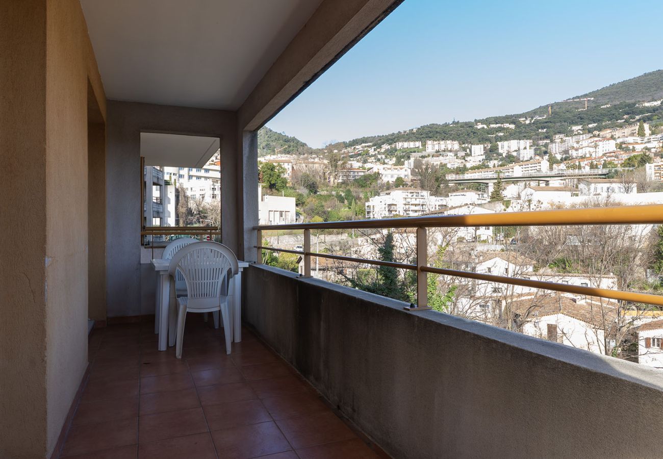 Appartement à Grasse - Appartement lumineux 4 pers, avec balcon