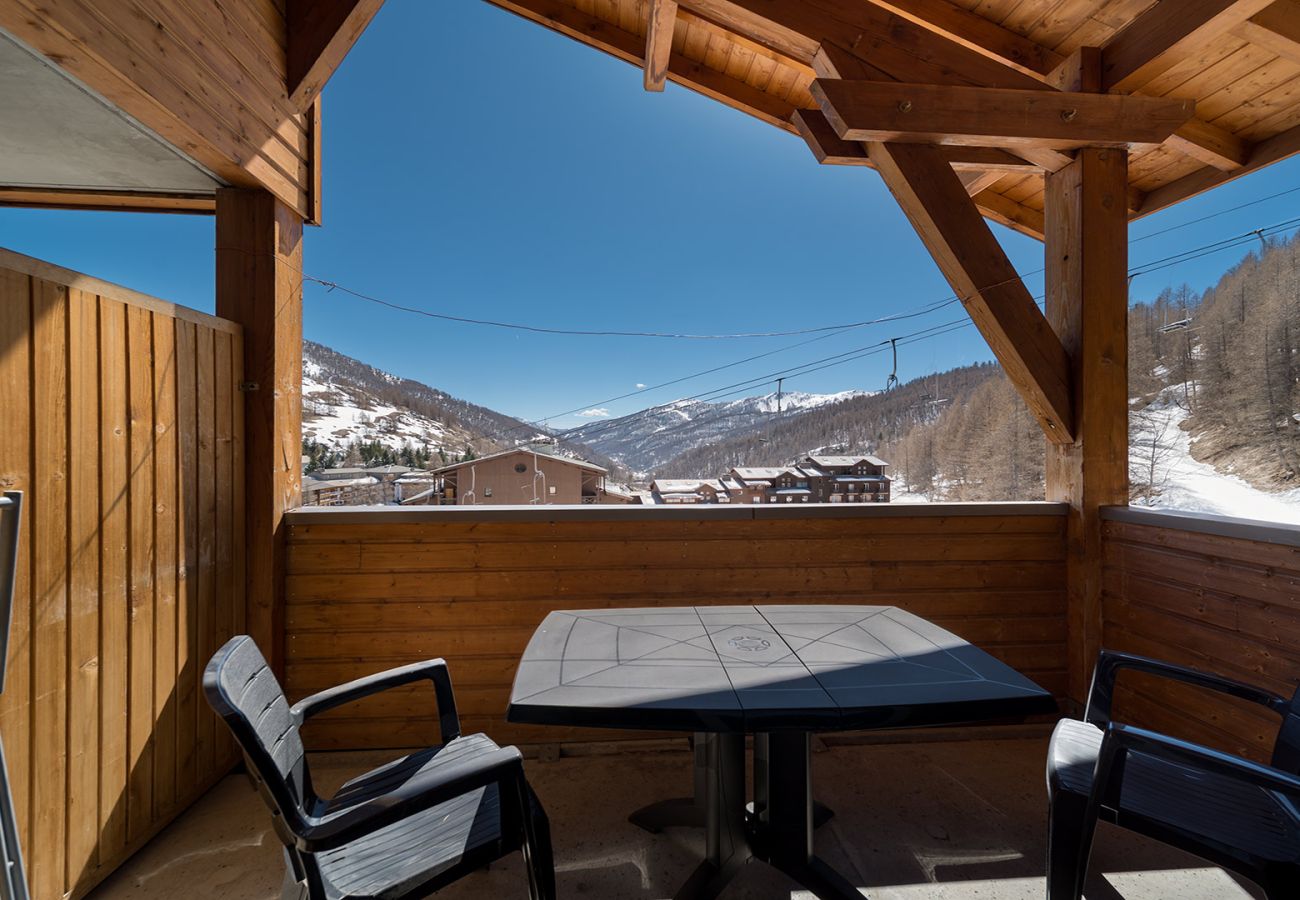 Appartement à Allos - Grand appartement Familial Duplex - skis aux pieds - 9 pers