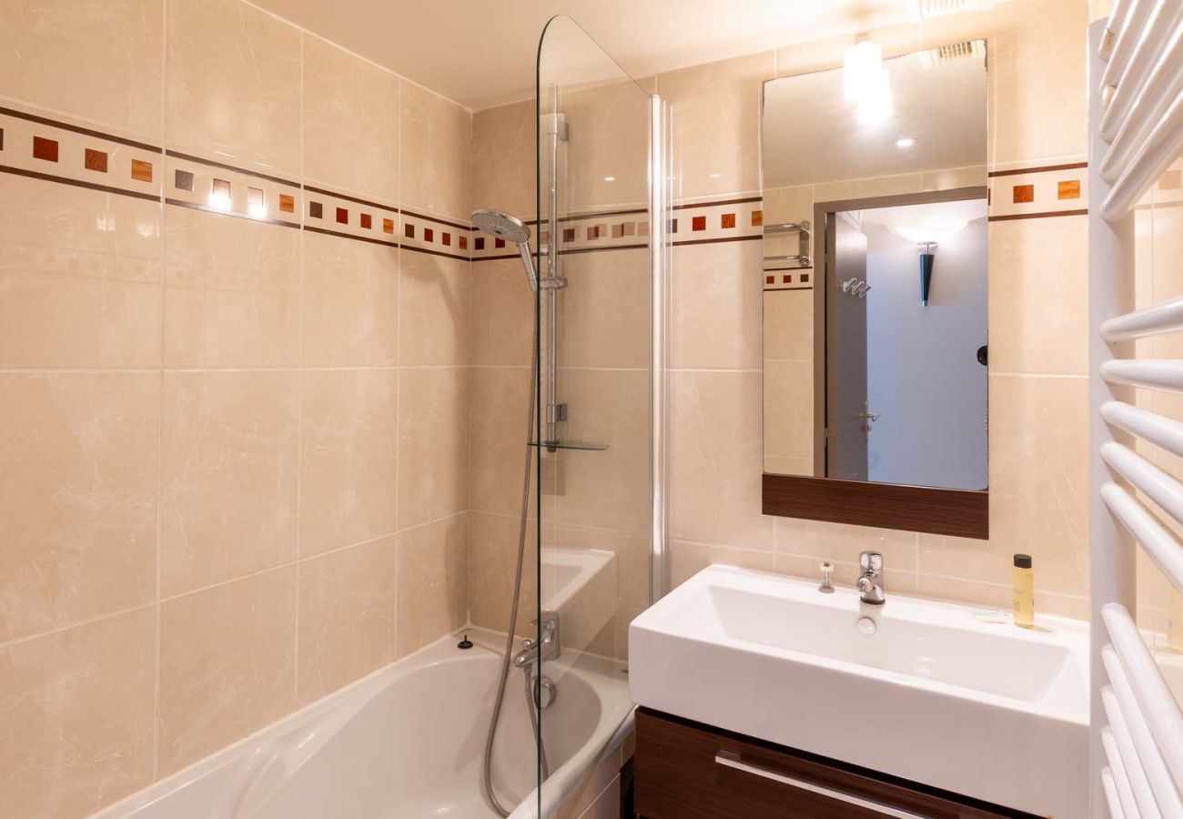 Appartement à Mandelieu-la-Napoule - Bel appartement, Balcon vue port, 4pers