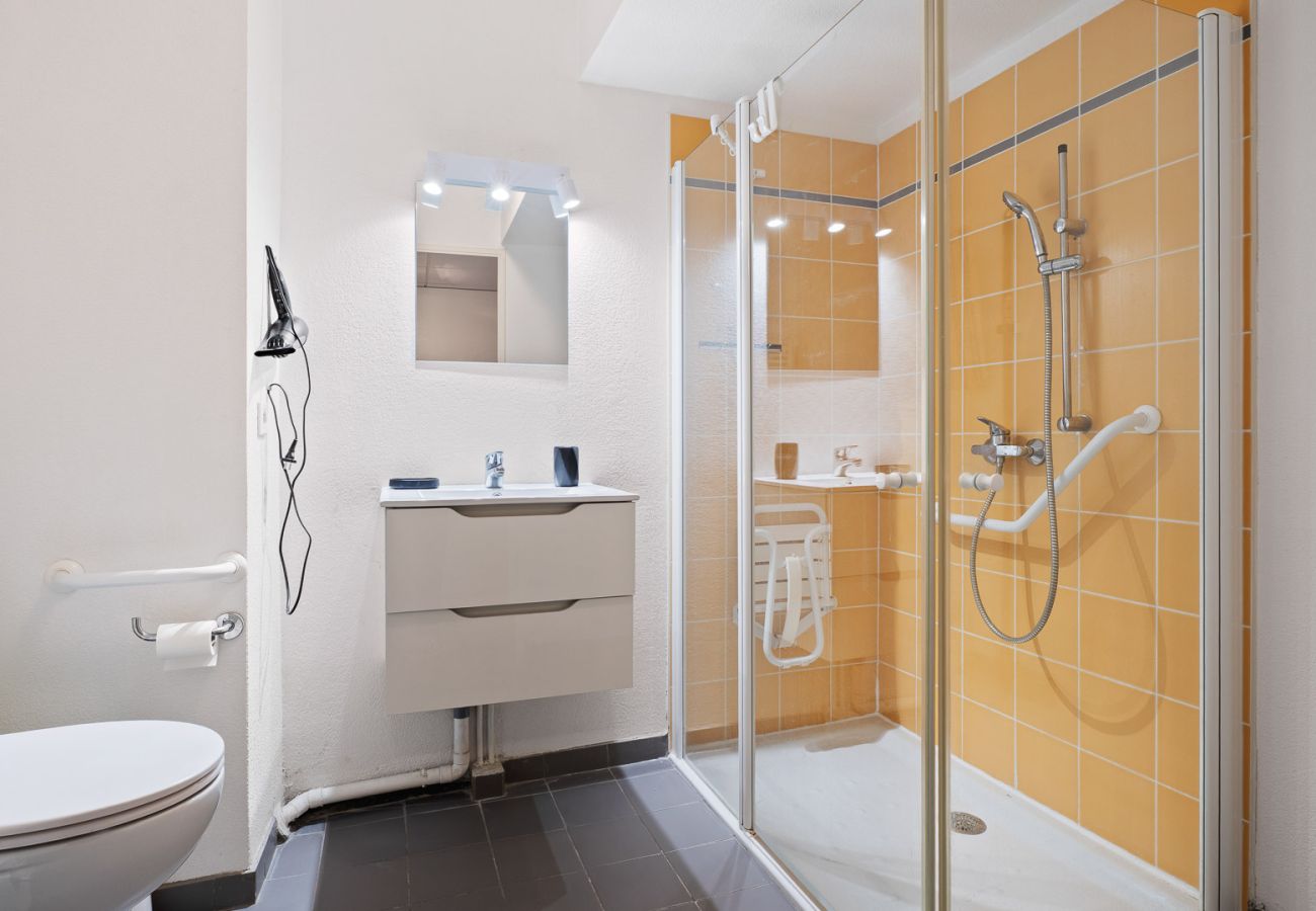 Appartement à Grasse - Appt lumineux 4 pers, proximité immédiate commerces