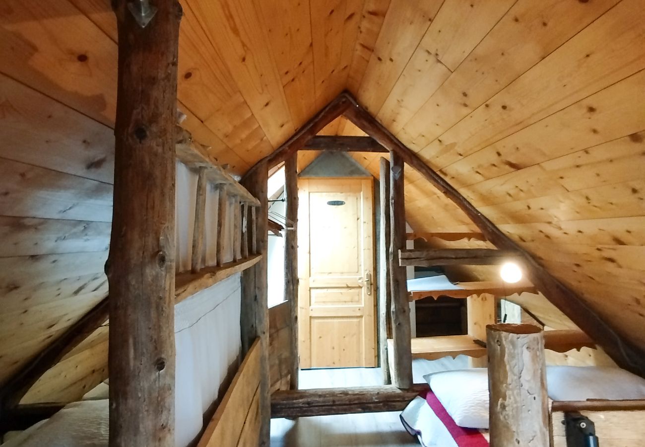 Chalet à Saint-Sorlin-d´Arves - Magnifique petit chalet, 8 pers