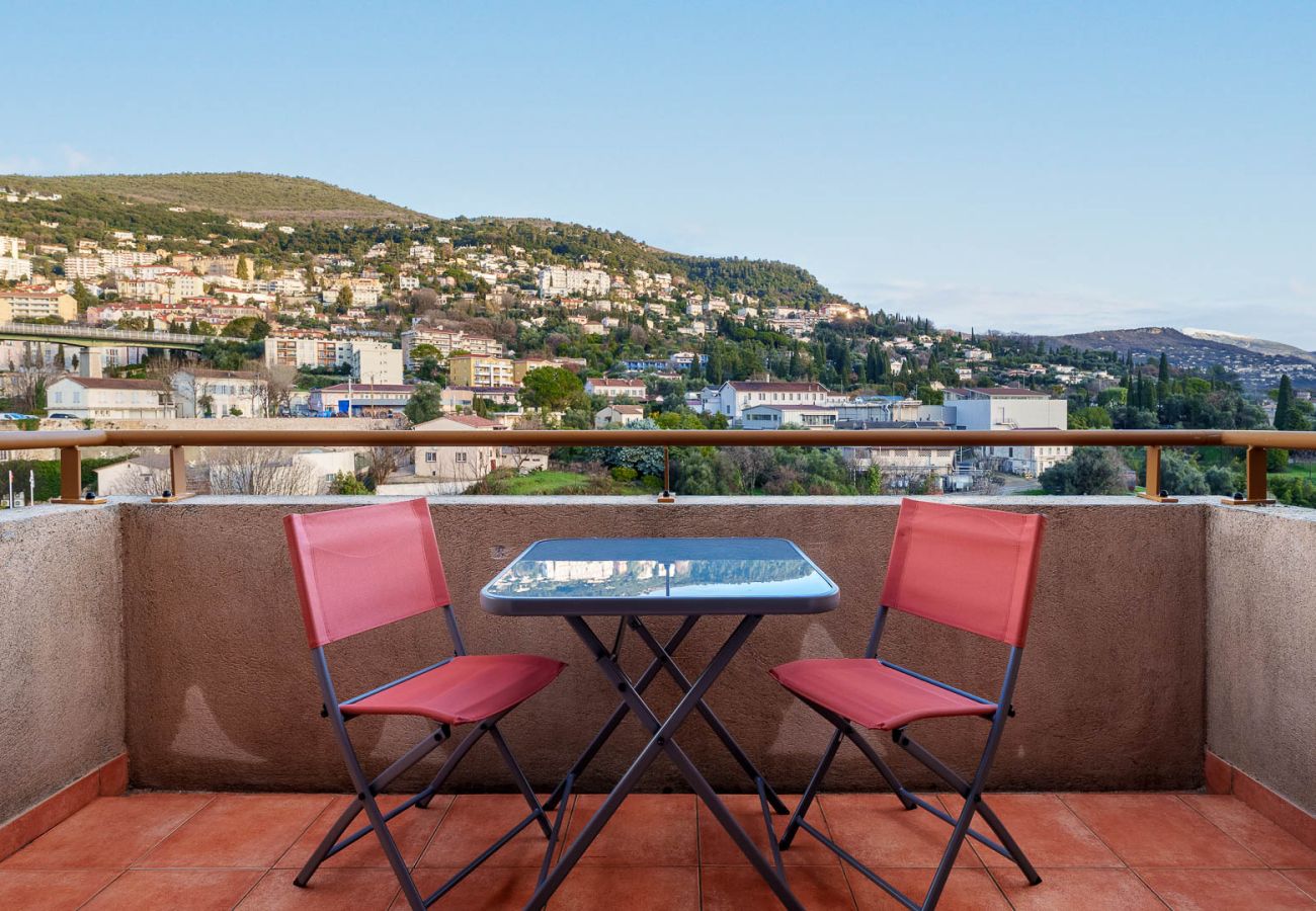 Appartement à Grasse - Appartement lumineux 4 pers, avec balcons