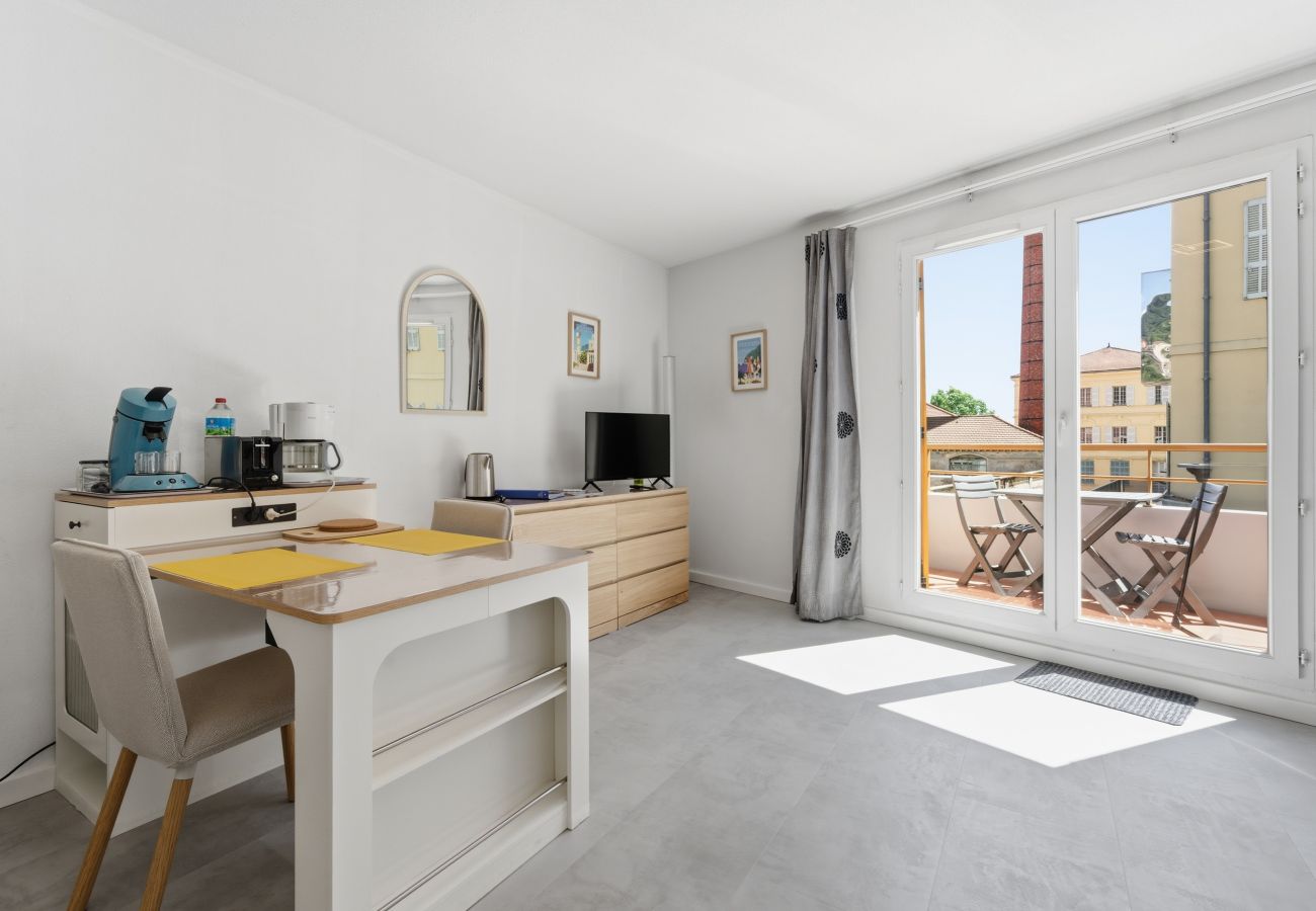 Studio à Grasse - Studio climatisé 2 pers proche des commerces 