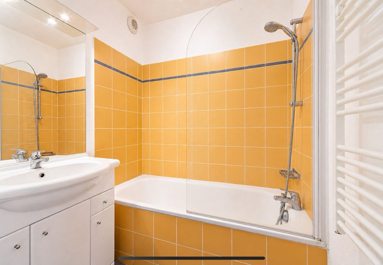 Appartement à Grasse - Appartement lumineux 4 pers, avec balcon