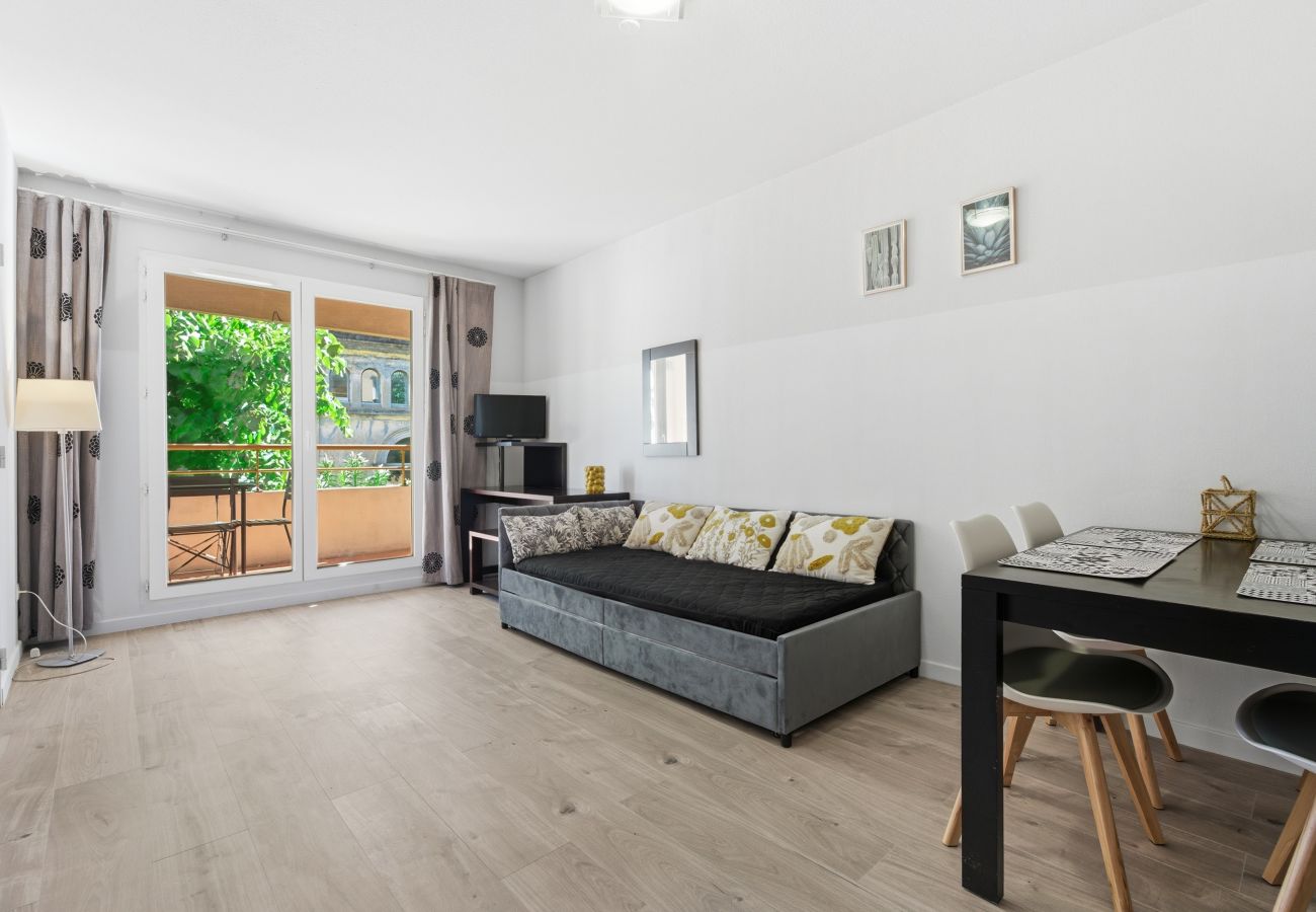 Appartement à Grasse - Appartement lumineux 4 pers, avec balcon