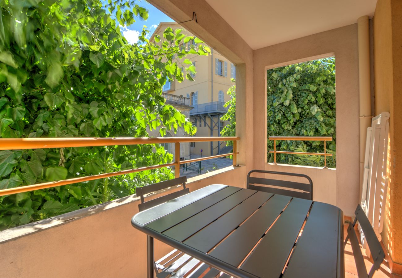 Appartement à Grasse - Appartement lumineux 4 pers, avec balcon