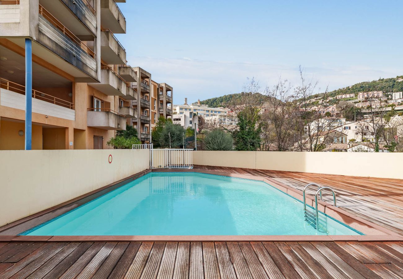 Appartement à Grasse - Appartement lumineux 4 personnes vue montagne