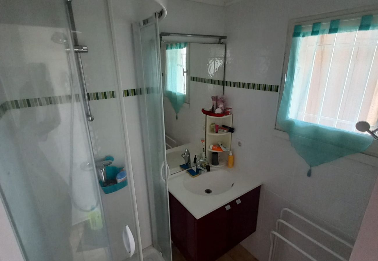 Appartement à Agde - Appt cabine lumineux 4 pers vue piscine