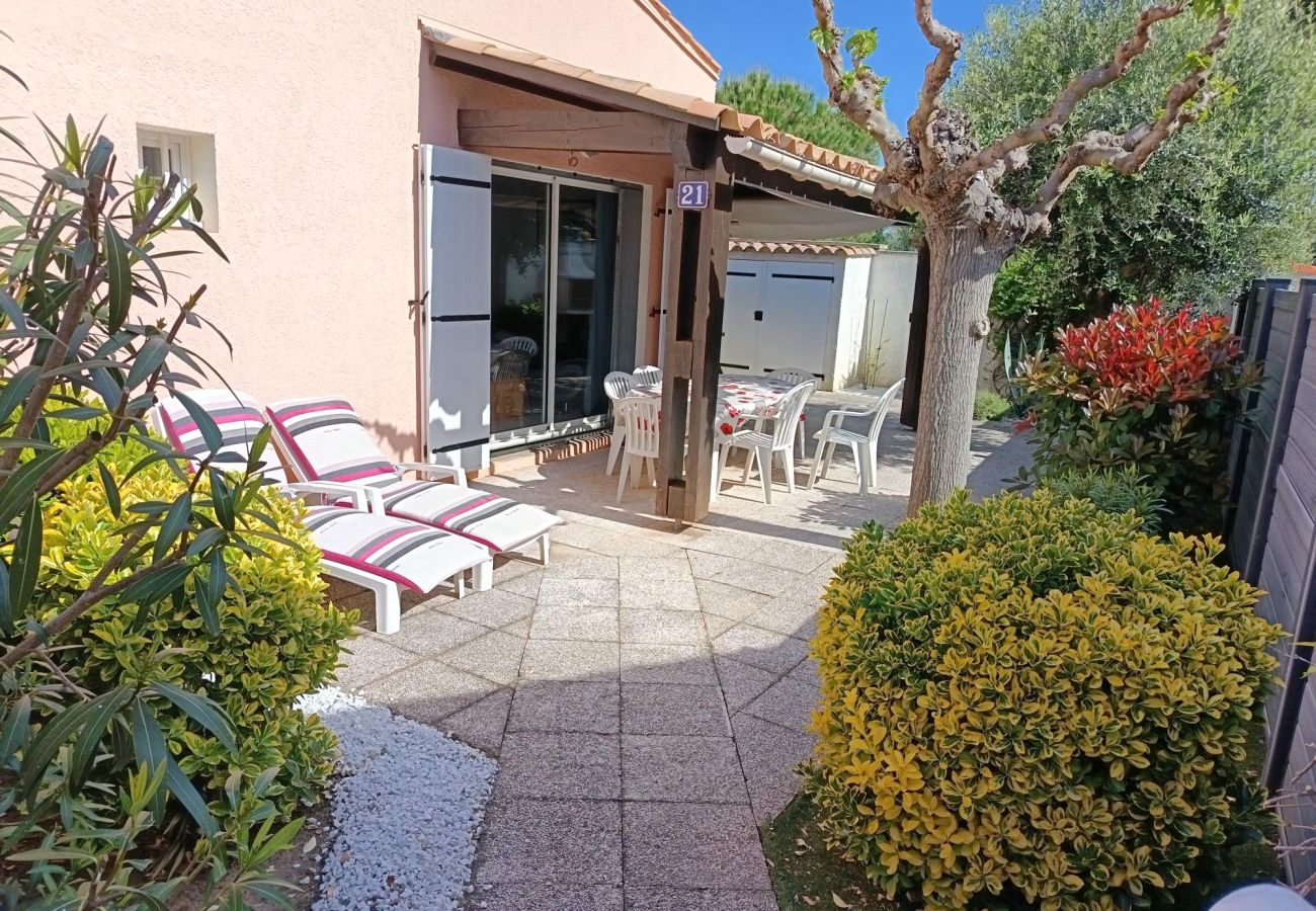 Appartement à Agde - Jolie appt 5 pers avec jardin et terrasse