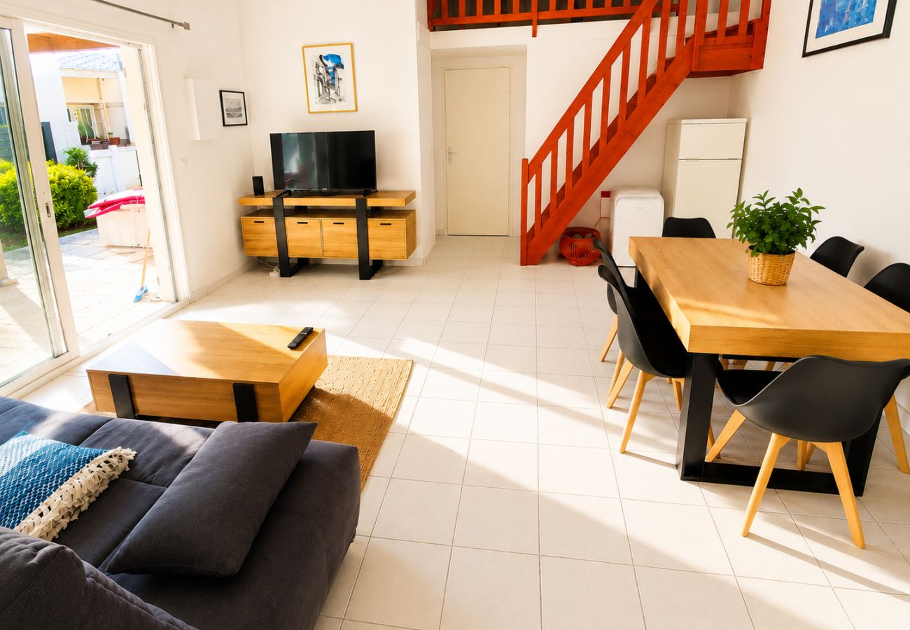 Maison à Agde - Maison, jardin privatif,  proche de la mer