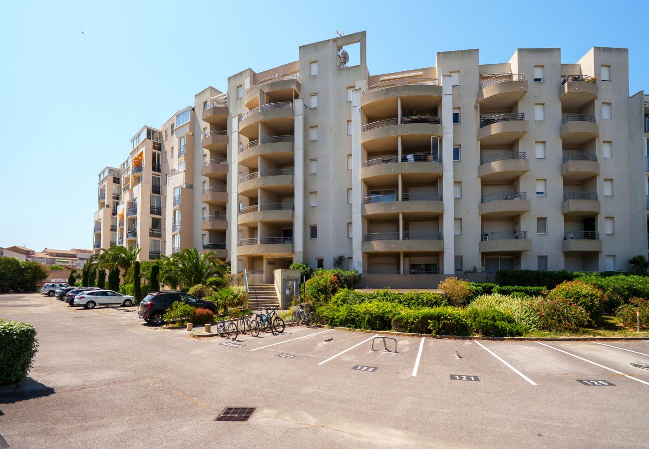 Appartement à Le Grau-du-Roi - Appartement lumineux 4 personnes vue nature
