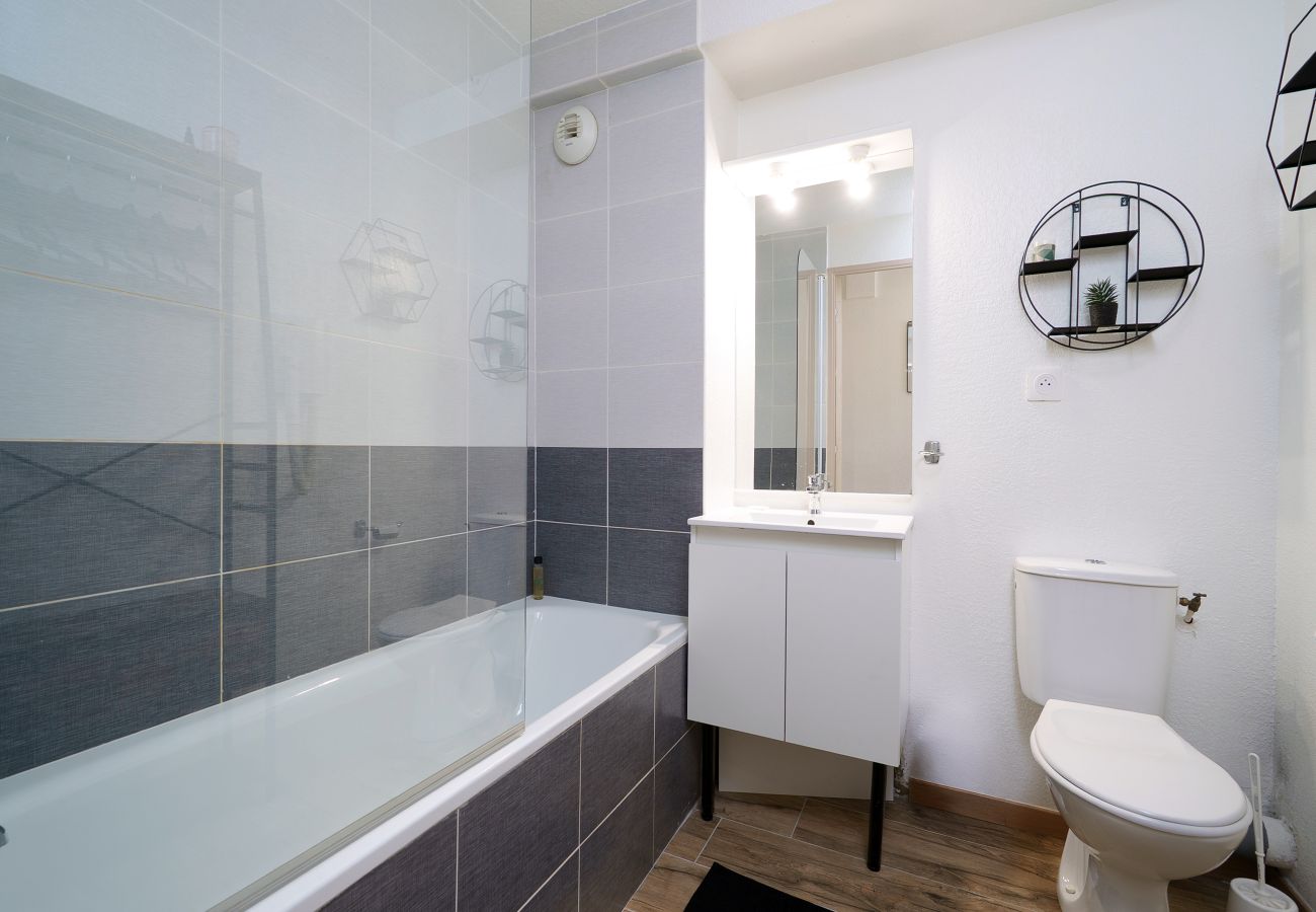 Studio à Agde - Beau studio 2 pers rénové proche de la mer