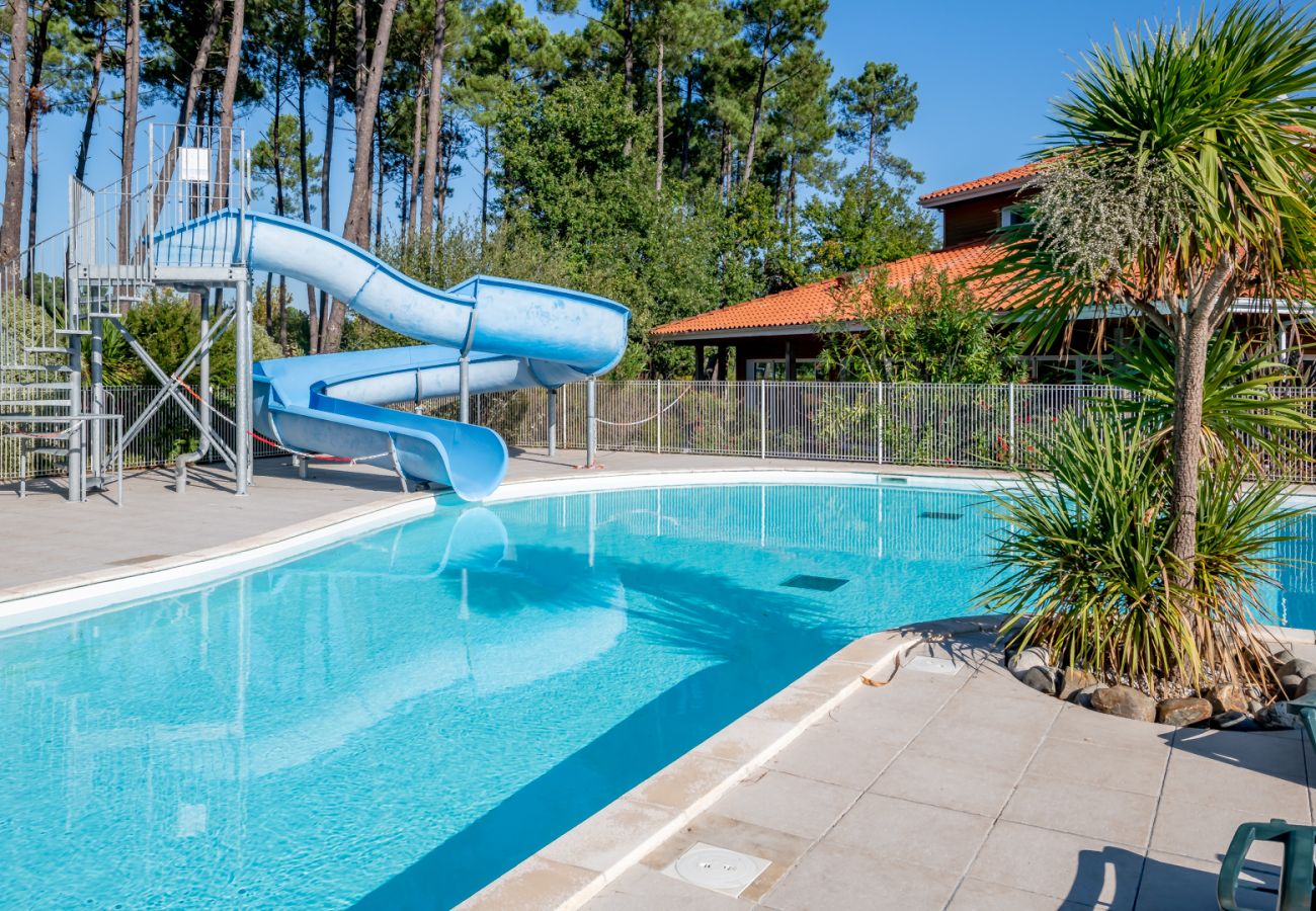 Maison à Parentis-en-Born - Maison 5 pers avec piscine et sauna