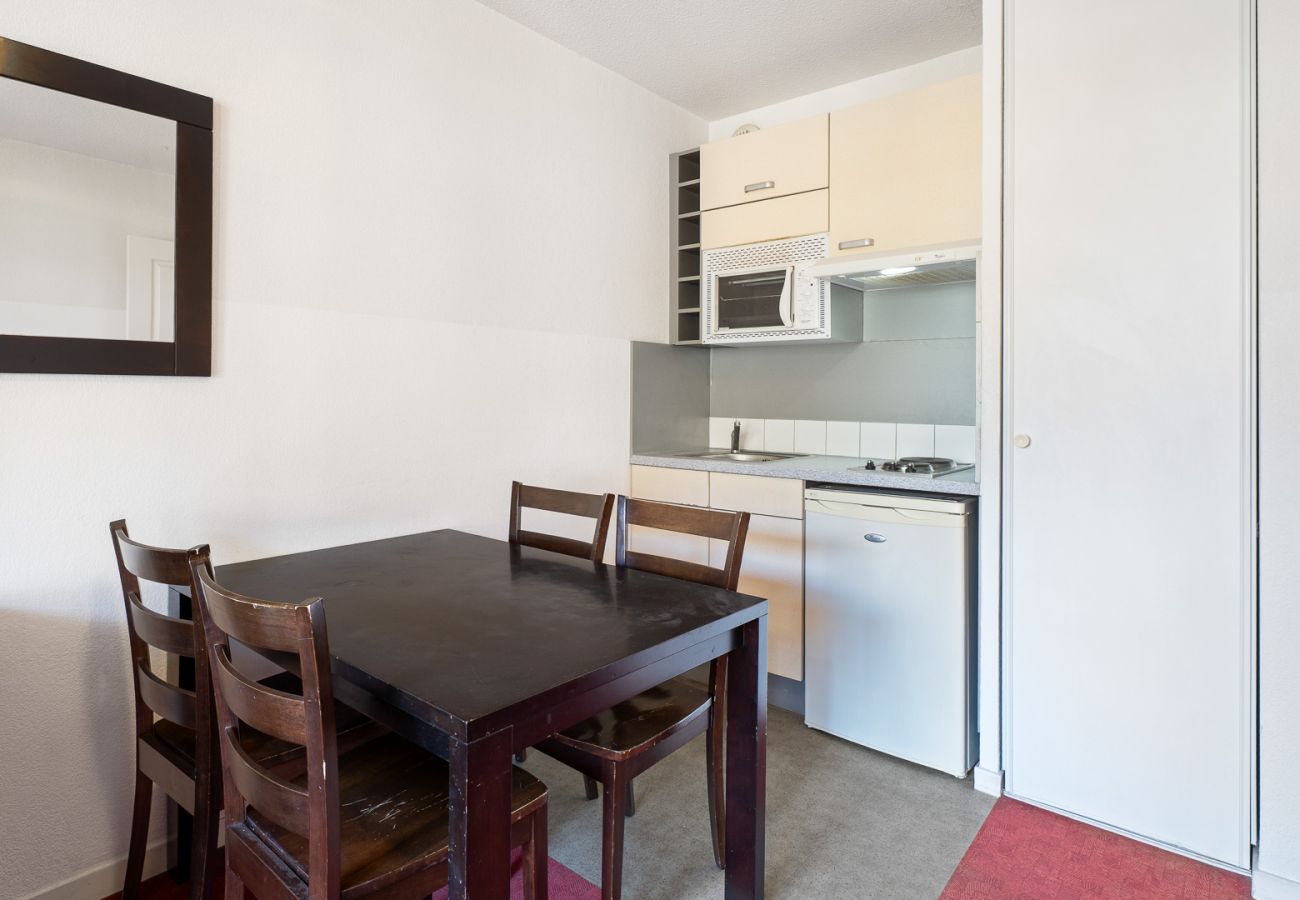 Appartement à Grasse - Appartement lumineux avec piscine 4 pers