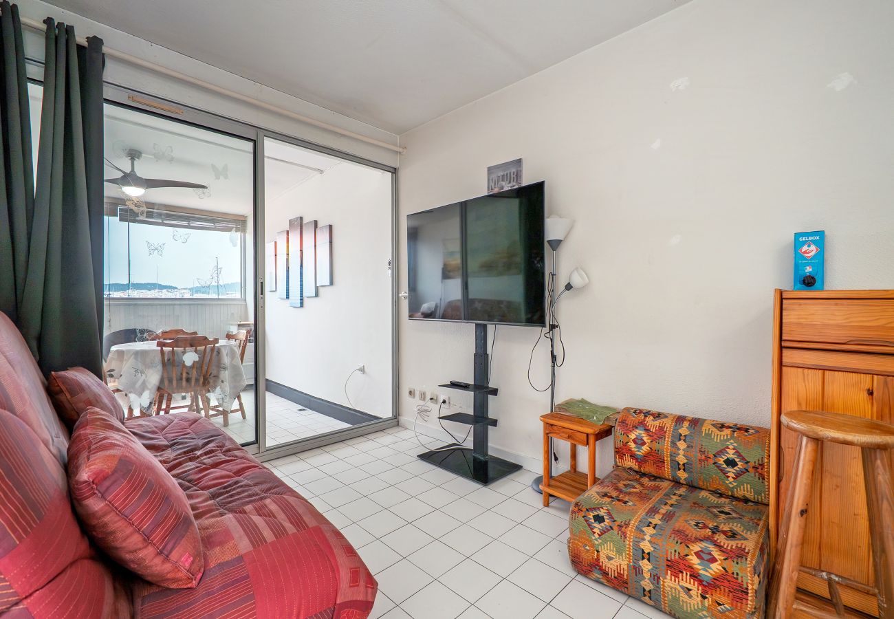 Appartement à Agde - Appartement cabine avec loggia vue mer