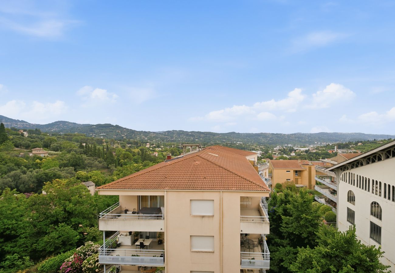 Studio à Grasse - Studio avec piscine vue nature