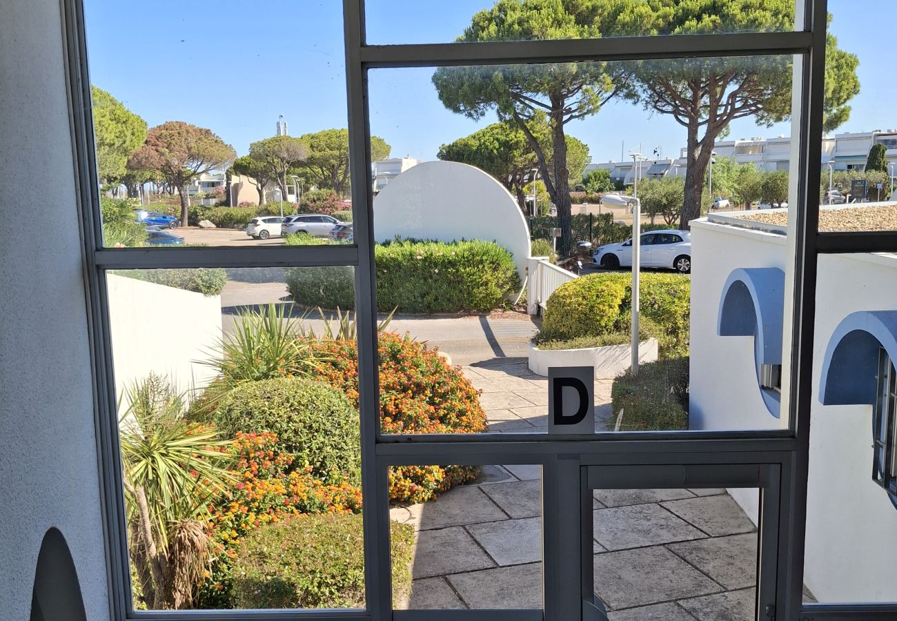 Studio à Le Grau-du-Roi - Studio avec loggia proche de la mer