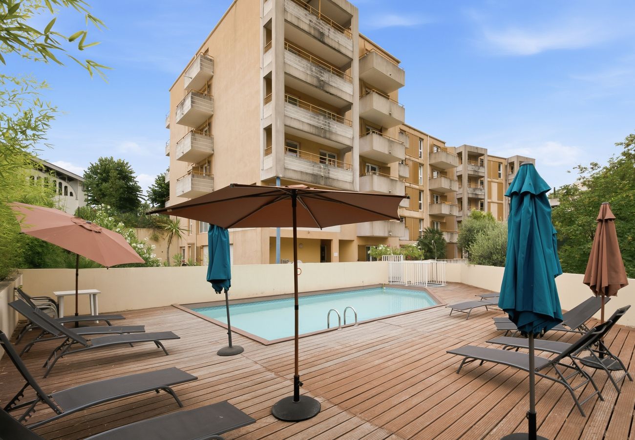 Appartement à Grasse - Appartement avec balcon et piscine