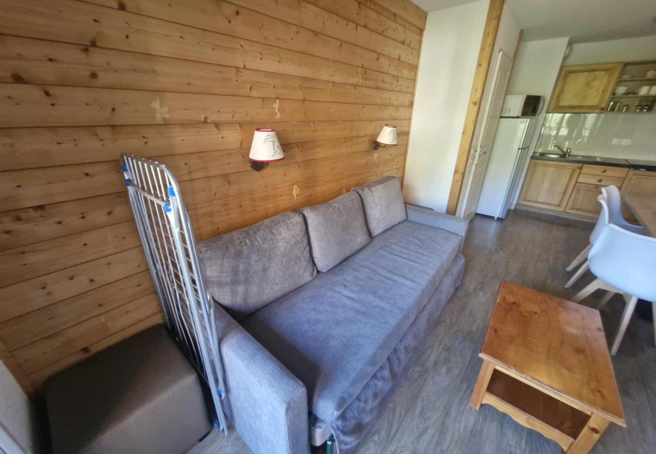 Appartement à Saint-Sorlin-d´Arves - Appartement avec balcon et piscine intérieure
