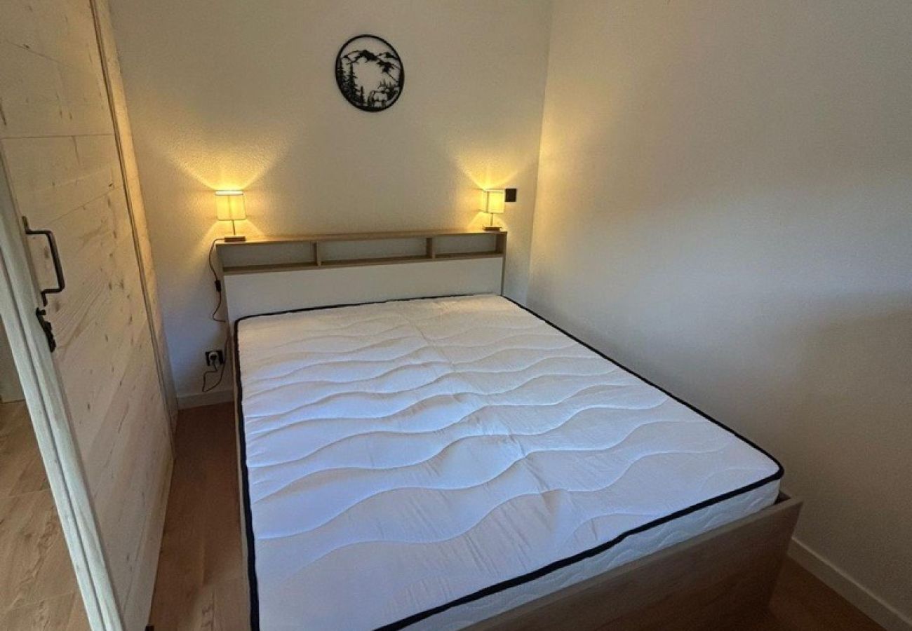 Appartement à Allos - Appartement avec balcon et piscine chauffée