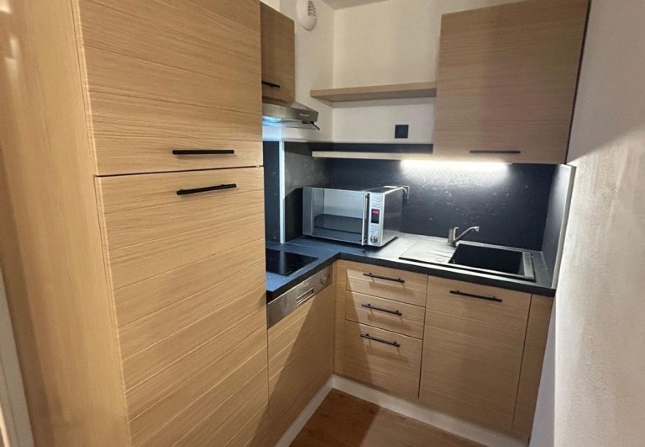 Appartement à Allos - Appartement avec balcon et piscine chauffée