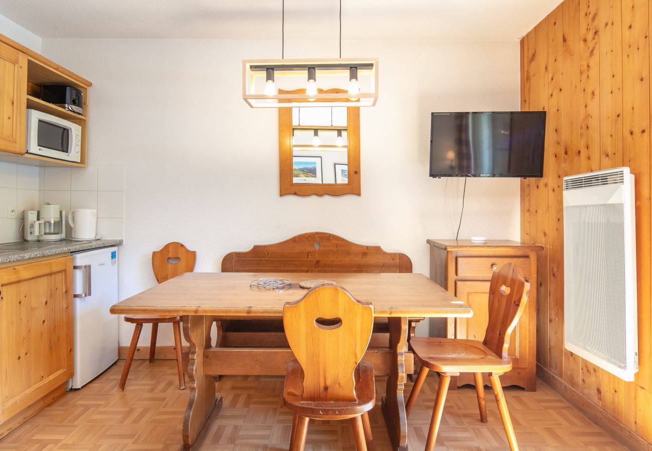 Appartement à Saint-Sorlin-d´Arves - Appartement avec balcon et piscine chauffée / PMR