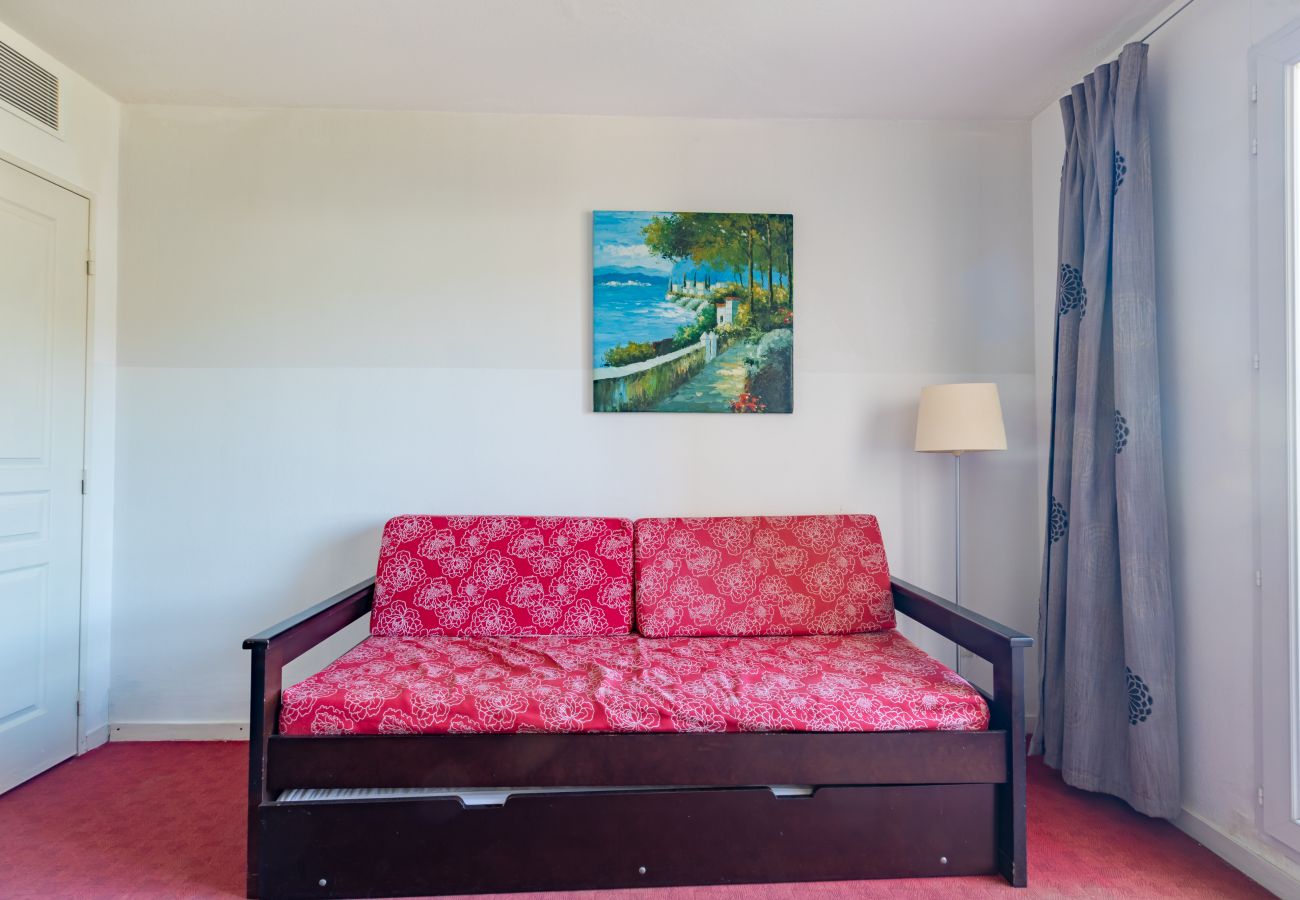 Appartement à Grasse - Appartement avec balcon et piscine