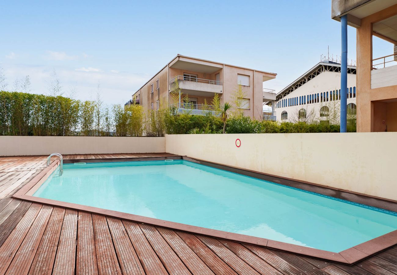 Appartement à Grasse - Appartement avec balcon et piscine
