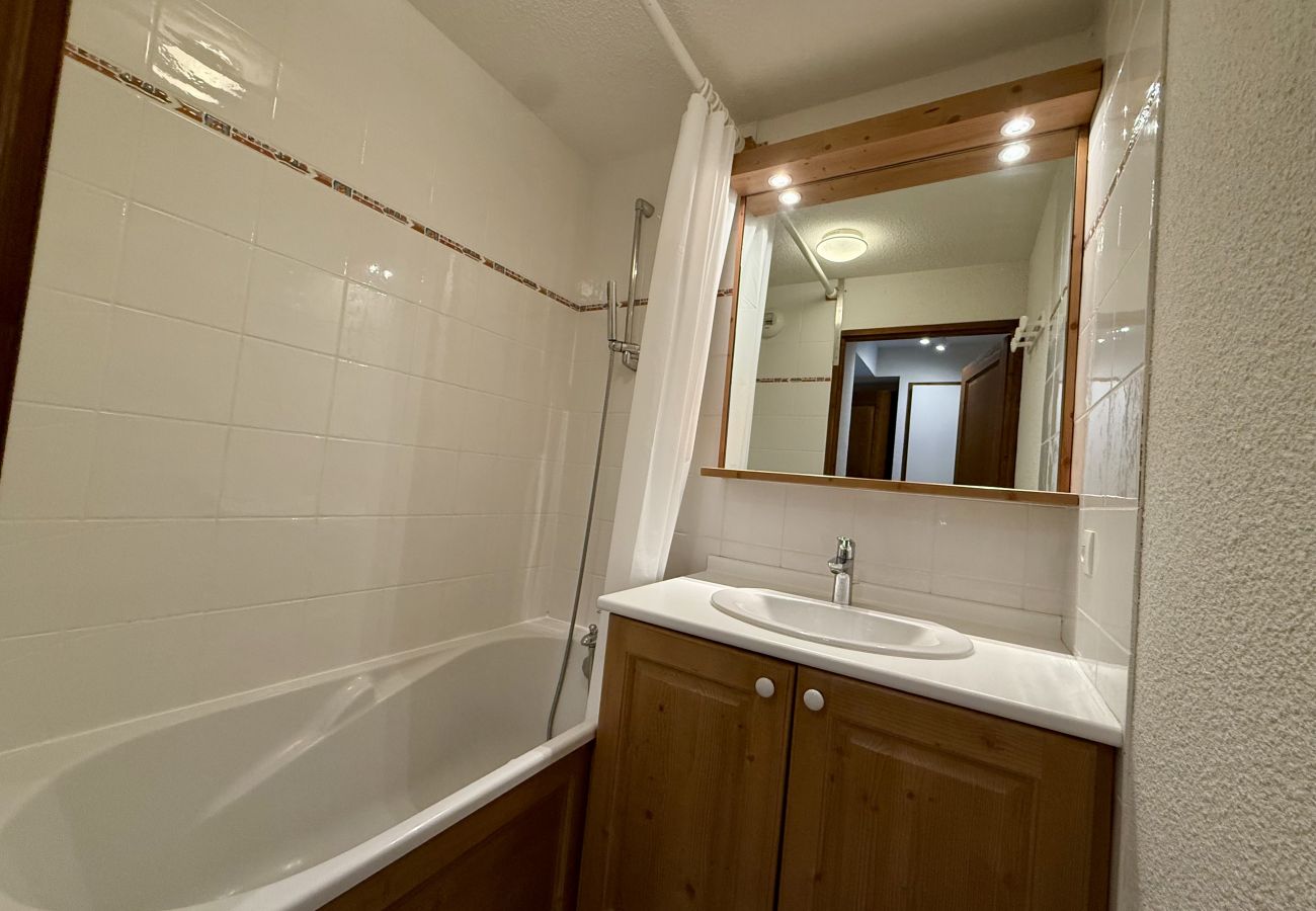 Appartement à Morillon - Appartement avec balcon vue pistes de ski