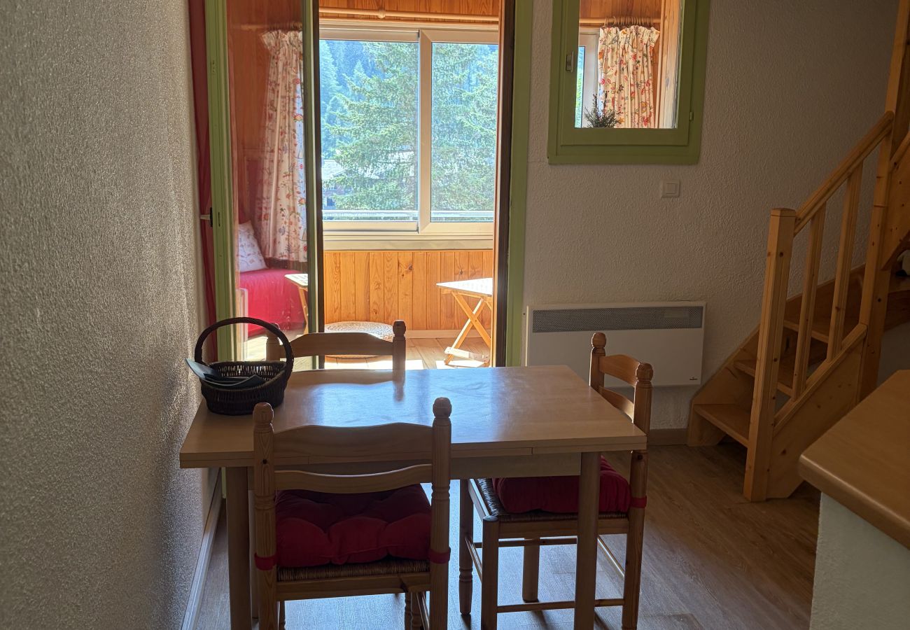 Studio à Allos - Studio avec mezzanine et loggia vue montagne